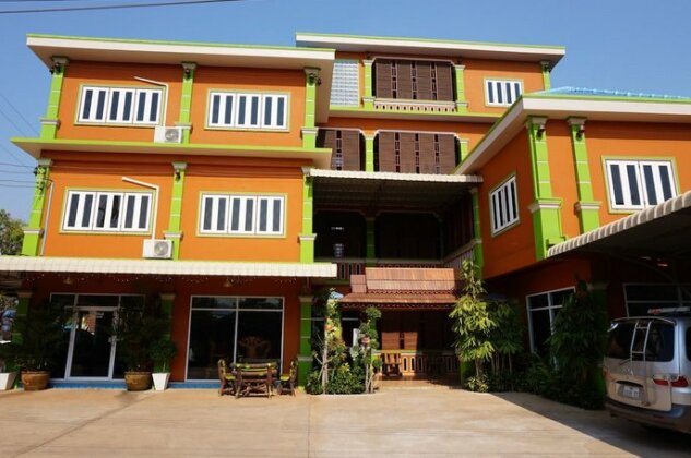 Phetphaylin Hotel - Photo2
