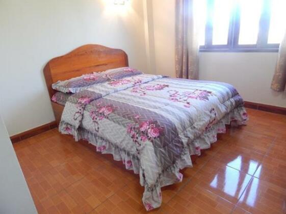Khemphonelor II Guesthouse - Photo4