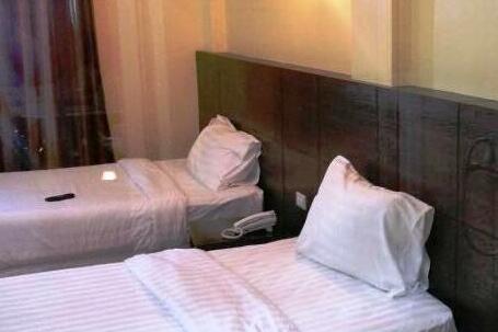 New Saen Sabai Hotel - Photo2