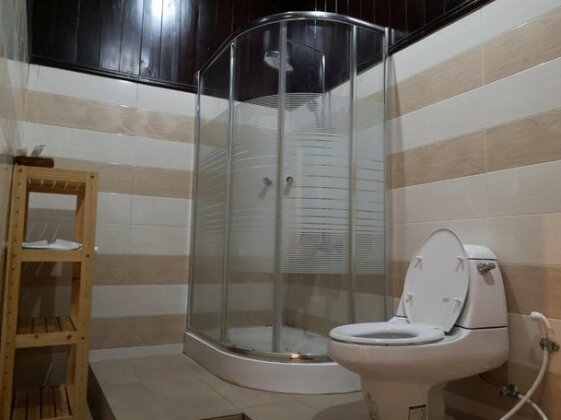 Queens Inn Savannakhet - Photo2