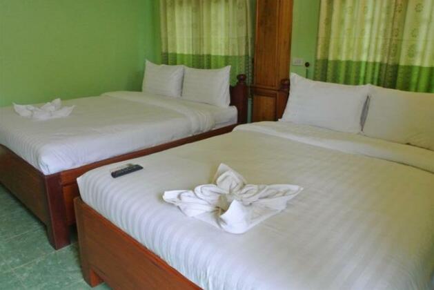 Surasak Hotel - Photo4