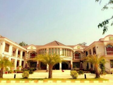 Phedsamone Chalounxay Hotel
