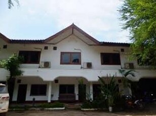 Phonethap Yotniyom Hotel