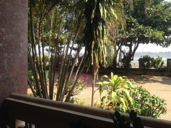 Souksomboun Hotel - Photo2
