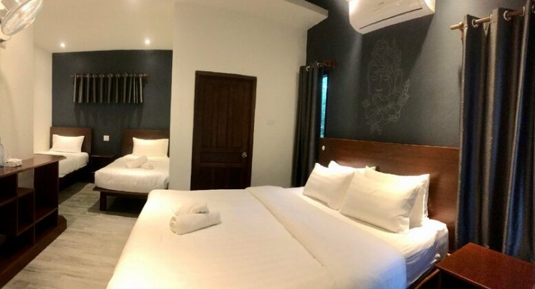 Faraway Suites - Photo3