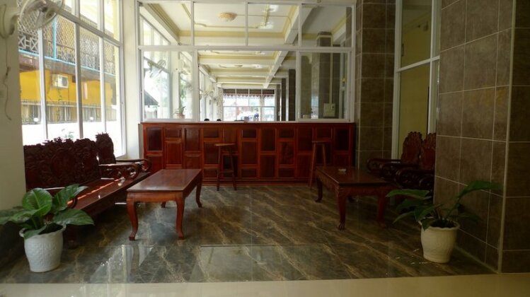 Malany Hotel - Photo2