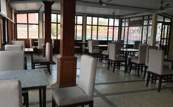 Nana Backpackers Hostel - Photo3