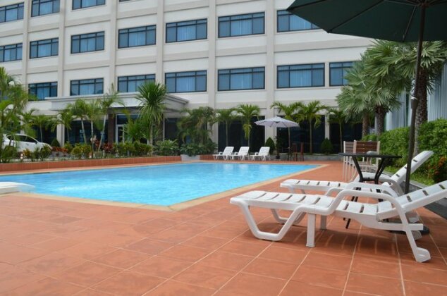 Phetchaleun Hotel - Photo2