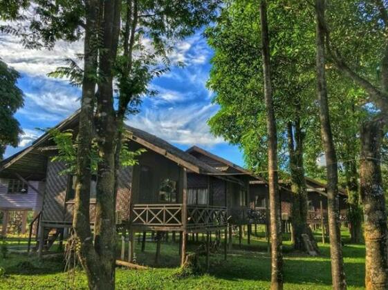 Riverside Garden Bungalows