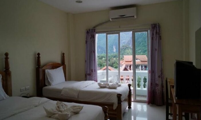 Roung Nakhon Vang Vieng Palace - Photo5