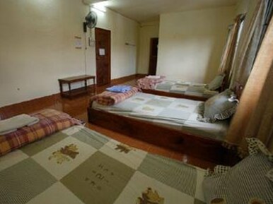 Sisavang Guesthouse - Photo5