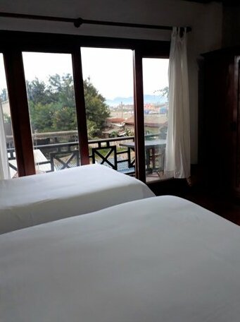 Sunny Mountain Hotel Vang Vieng - Photo4