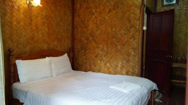 Vang Vieng Garden Bungalow - Photo3