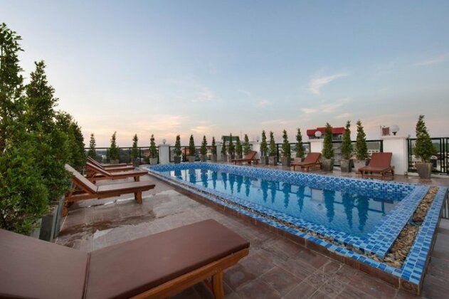 Azalea Parkview Hotel - Photo2