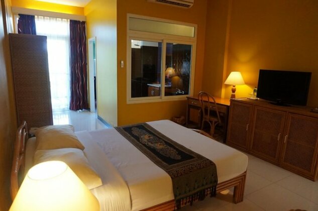 Day Inn Hotel - Photo4