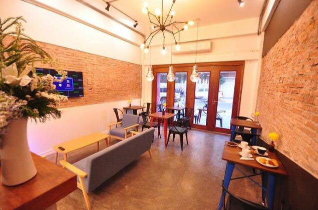 Hive Hostel - Photo3