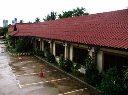 Inpeng Hotel & Resort