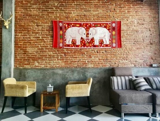Lao Huk Bed and Cafe - Photo2