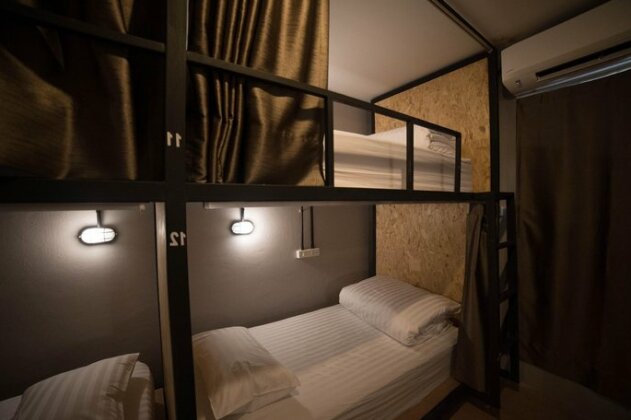 My Box Hostel & Cafe - Photo3