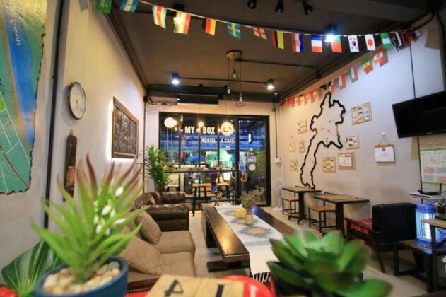 My Box Hostel & Cafe - Photo5