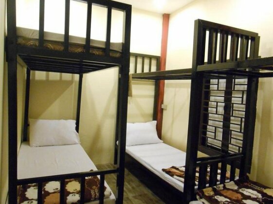 Niny Backpacker hotel - Photo3