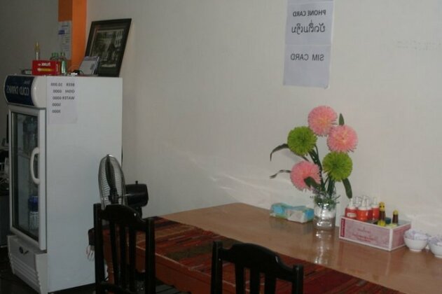 Orange Backpacker Hostel - Photo4