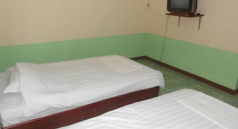 Phonenapha Hotel - Photo3