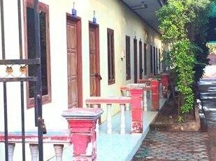 Manisavan Guesthouse - Photo2