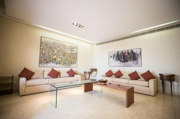 Achrafieh Apartment with terrace - Photo5