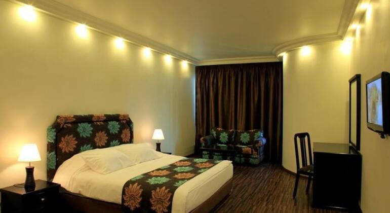 Bliss Suite Hotel - Photo5