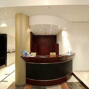Blue Tower Hotel Beirut - Photo2