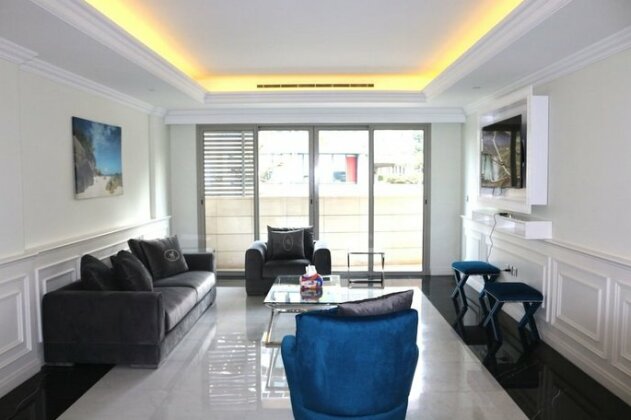 Versace Furnished Apartment - Downtown Beirut - Photo2