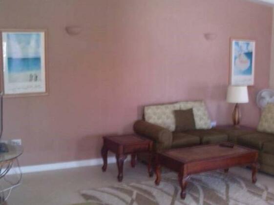 The Bay's Pleasant Lodge - Photo2