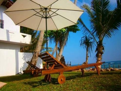 Azure Beach Villa - Photo2