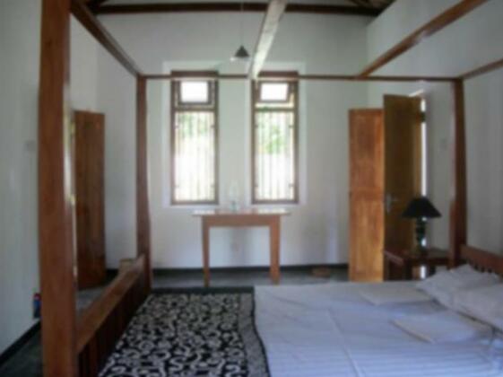 Lark Hill - Photo5
