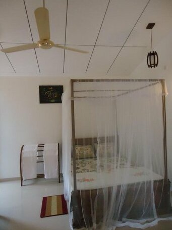 Wasantha Guest - Photo5