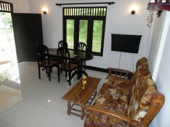 Whitegates Lodge - Photo4