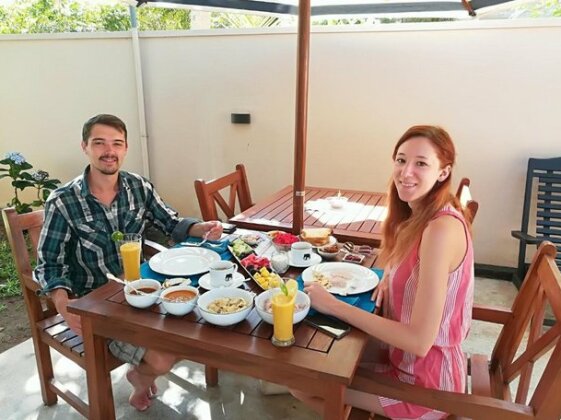 BoBo's Bed & Breakfast - Photo4