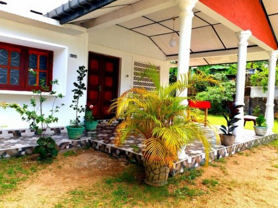 Charitha Rest - Photo2