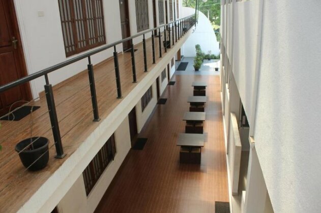 Kings Jay Hotel - Photo2