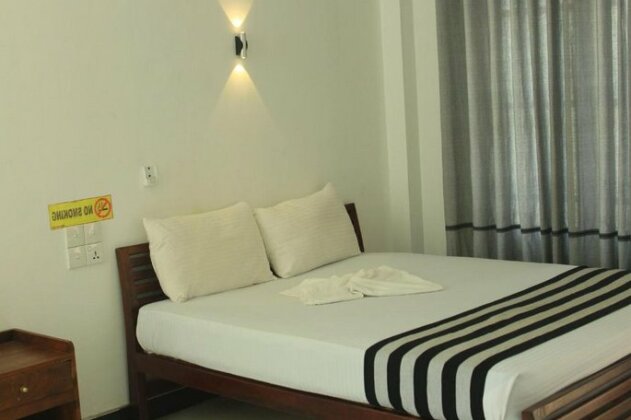 Kings Jay Hotel - Photo4