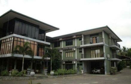 Monty Hotel