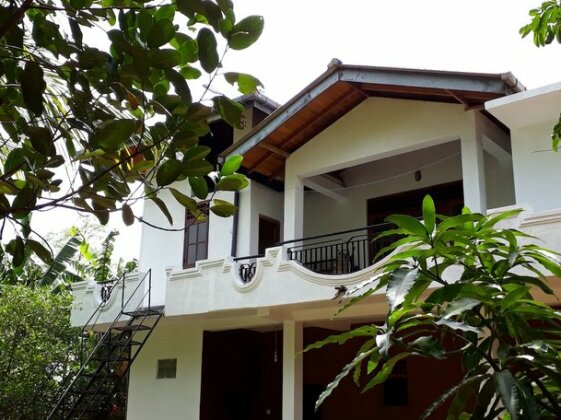 Homestay - Home stay with calm environment