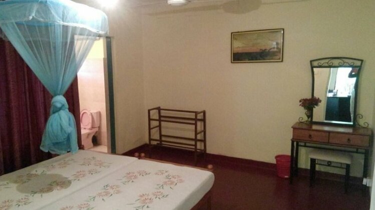 Indrani Inn - Photo4