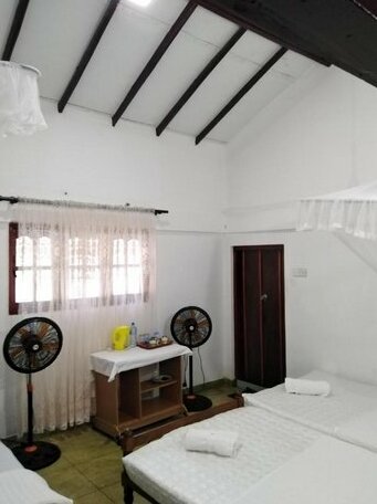 Lake Corner Hotel - Photo4