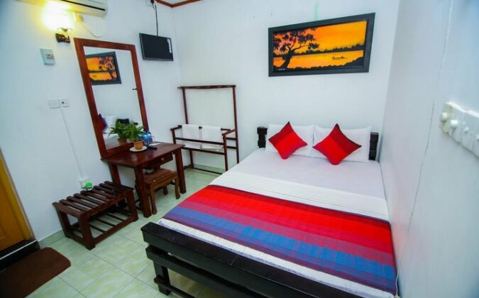 Thilaka City Hotel - Photo3