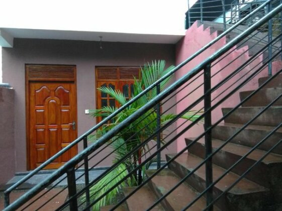 The Top Hill Side Resort - Photo3