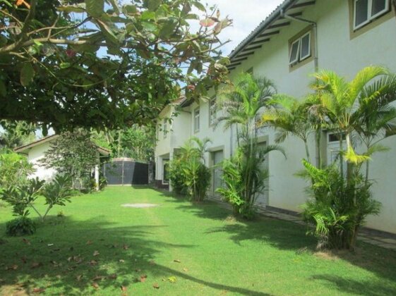 Raja Beach Hotel - Photo5