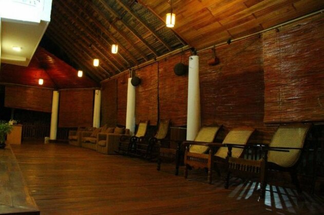 Beach House Resort - Photo2