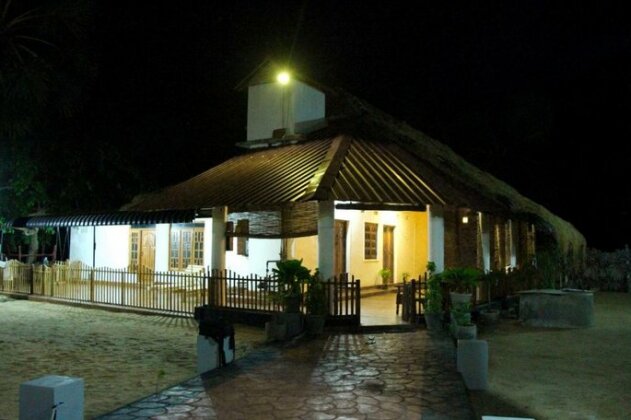 Beach House Resort - Photo3